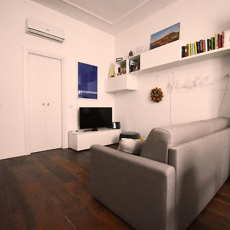 Ferienwohnung Corte Del 6 - Cozy Modern Flat Mailand Exterior foto